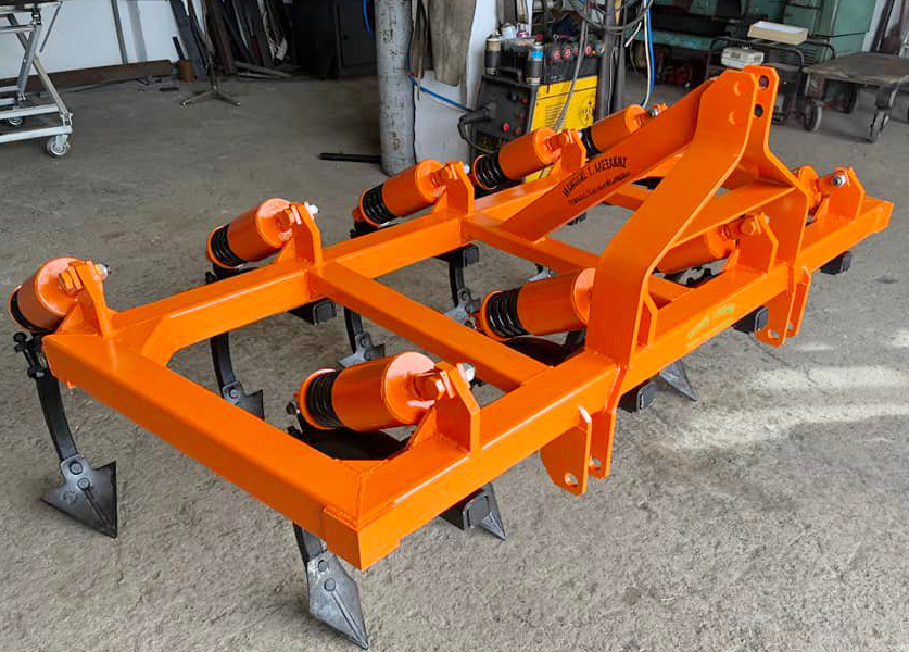 Καλλιεργητης τρακτέρ βαρέως τύπου